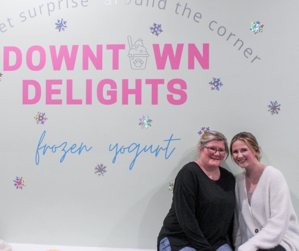 Downtown Delights Premium Frozen Yogurt & Fruit Smoothies La Porte, IN